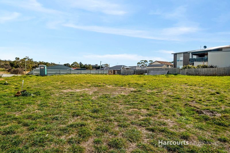 Photo - 22 Aqua Sands Drive, Swansea TAS 7190 - Image 7