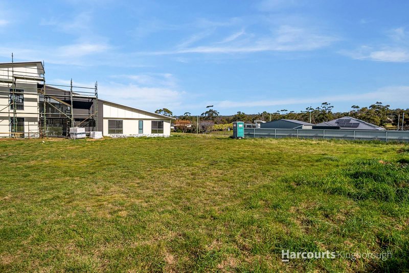 Photo - 22 Aqua Sands Drive, Swansea TAS 7190 - Image 8