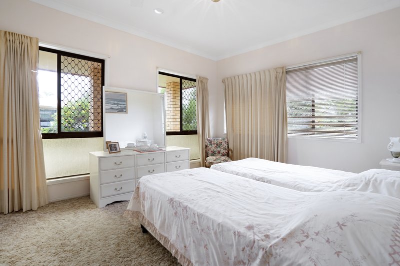 Photo - 22 Arcadia Avenue, Woorim QLD 4507 - Image 9