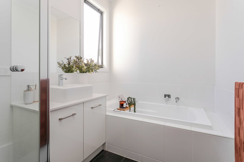 Photo - 22 Arnold Street, Royal Park SA 5014 - Image 6