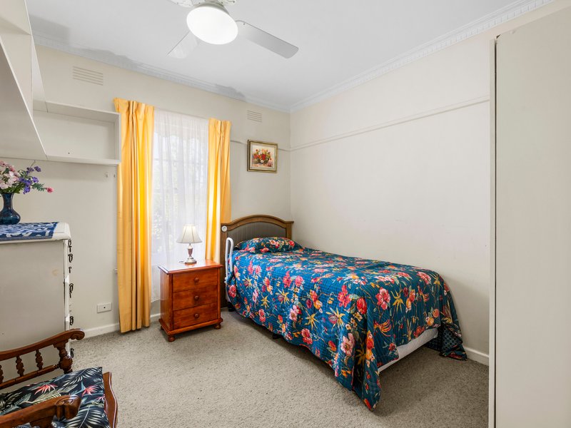 Photo - 22 Arundel Street, Benalla VIC 3672 - Image 9