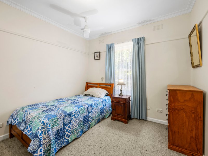 Photo - 22 Arundel Street, Benalla VIC 3672 - Image 10