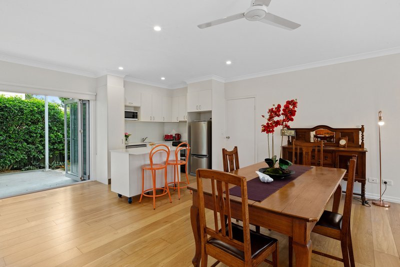 Photo - 22 Ashfield Street, East Brisbane QLD 4169 - Image 5