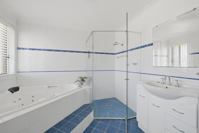 Photo - 22 Aubrey Street, Killarney Vale NSW 2261 - Image 14
