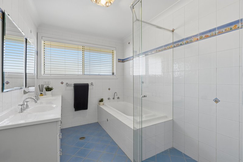 Photo - 22 Aubrey Street, Killarney Vale NSW 2261 - Image 18