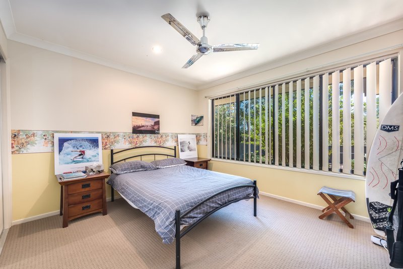 Photo - 22 Austral Crescent, Pacific Pines QLD 4211 - Image 14