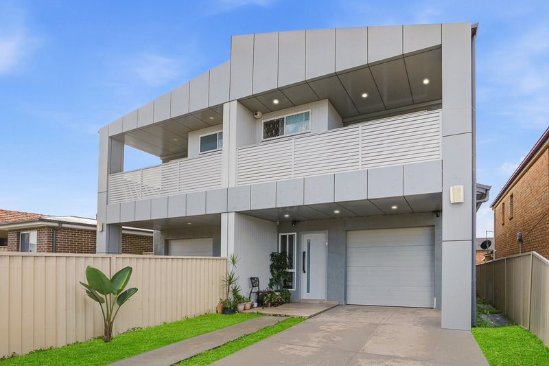 Photo - 22 Avisford Street, Fairfield NSW 2165 - Image 1