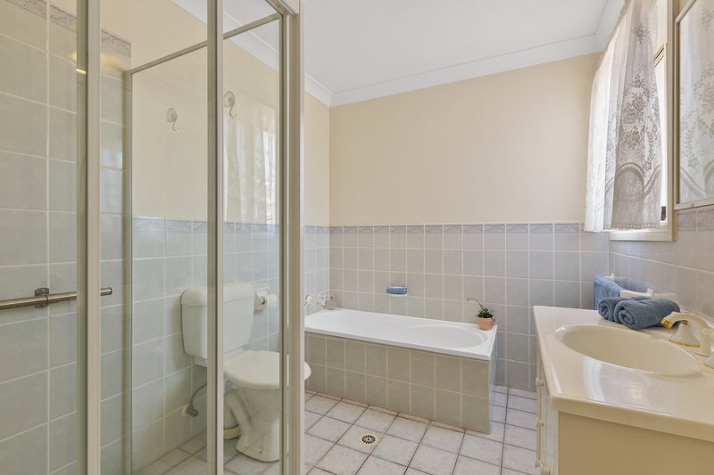 Photo - 2/2 Baan Baan Street, Dapto NSW 2530 - Image 7