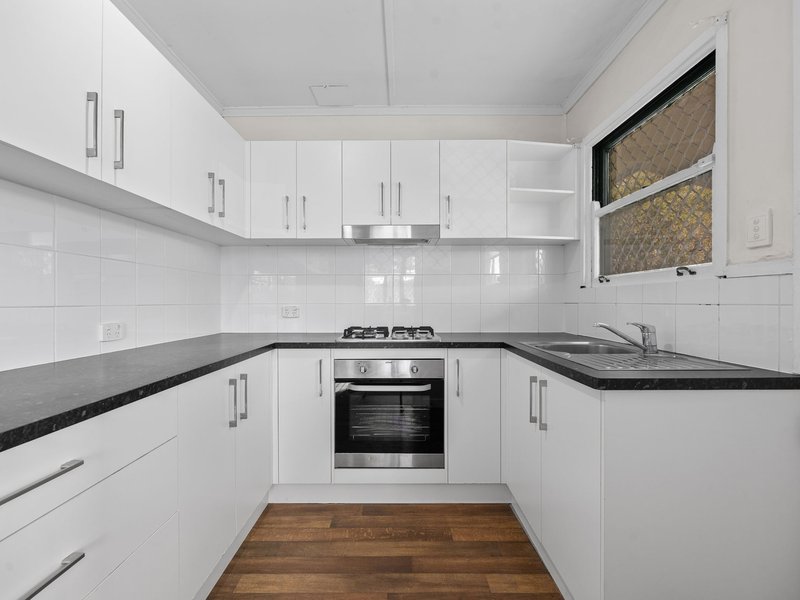 Photo - 22 Baillieston Street, Leichhardt QLD 4305 - Image 3