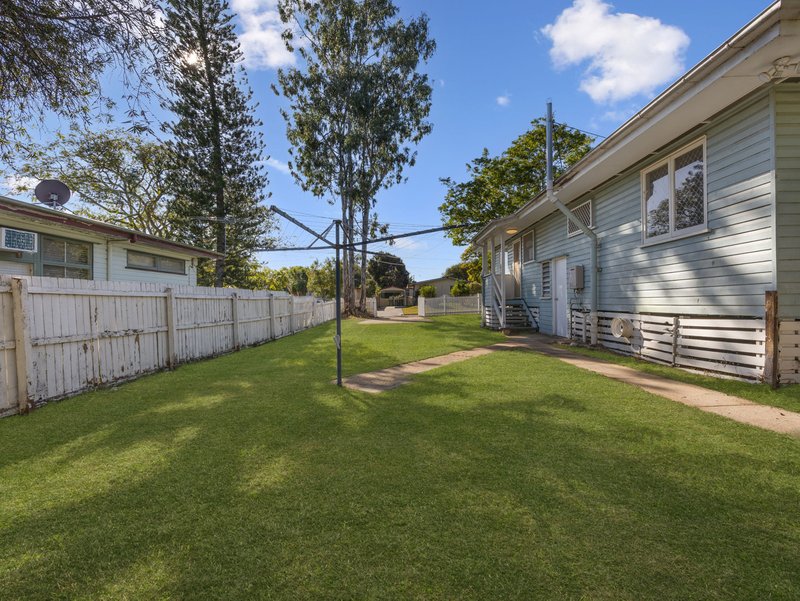 Photo - 22 Baillieston Street, Leichhardt QLD 4305 - Image 13