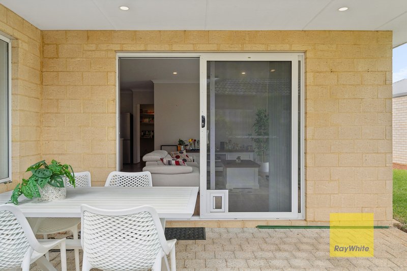 Photo - 22 Bain Square, Forrestfield WA 6058 - Image 22