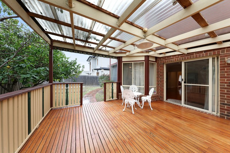 Photo - 22 Banksia Street, Bentleigh East VIC 3165 - Image 11