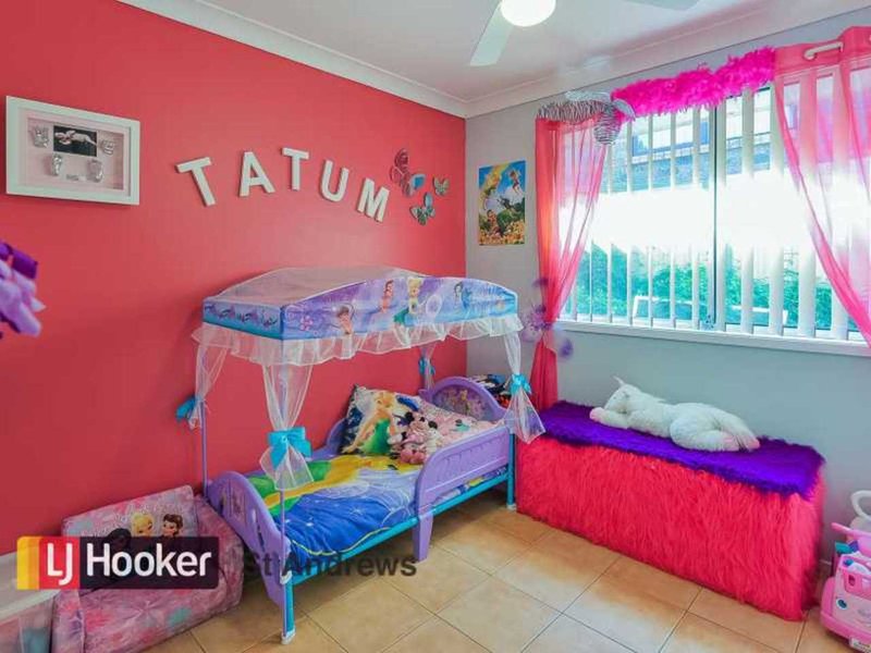 Photo - 22 Bannockburn Avenue, St Andrews NSW 2566 - Image 8