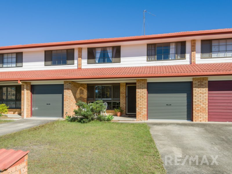 Photo - 2/2 Barbet Pl , Burleigh Waters QLD 4220 - Image 9