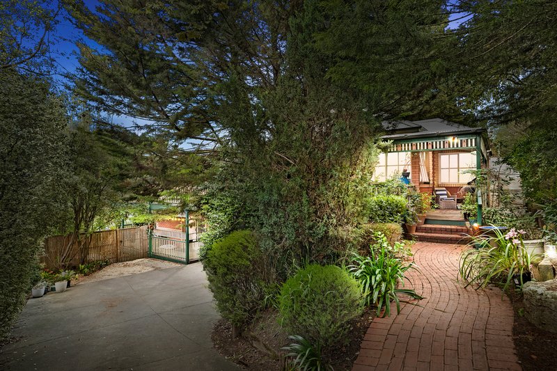 22 Baringa Road, Croydon North VIC 3136