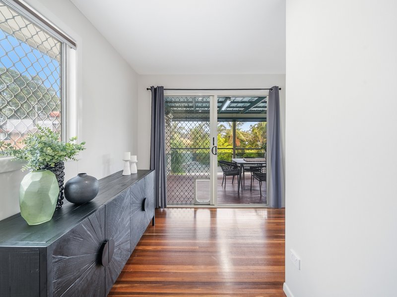 Photo - 22 Baringa Street, Clontarf QLD 4019 - Image 4