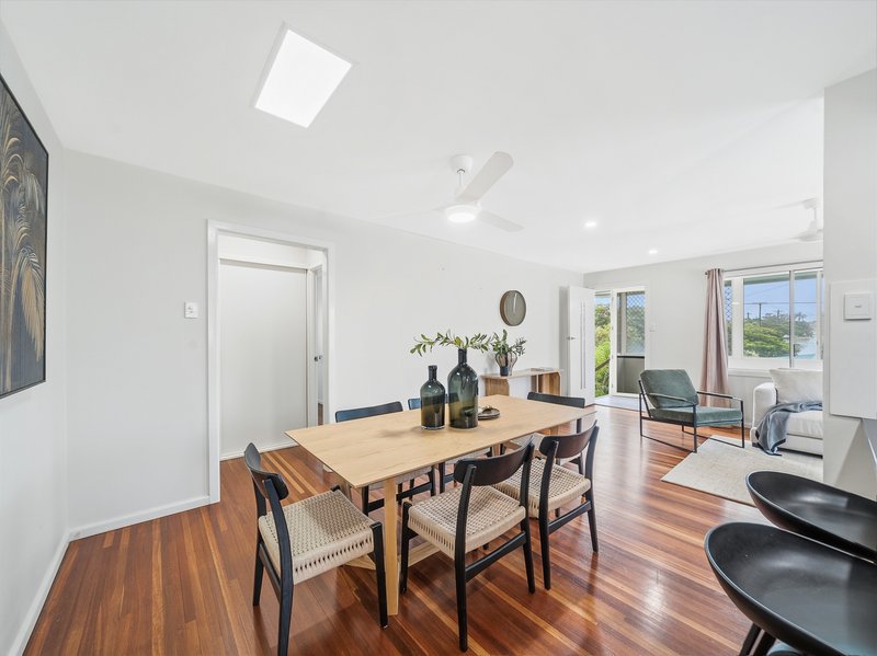 Photo - 22 Baringa Street, Clontarf QLD 4019 - Image 6