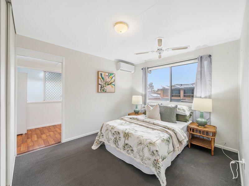Photo - 22 Baringa Street, Clontarf QLD 4019 - Image 22