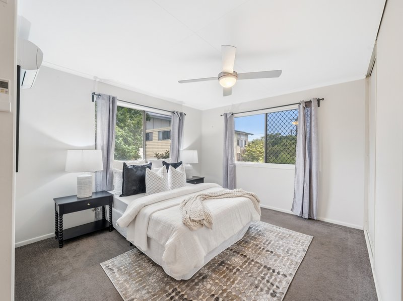 Photo - 22 Baringa Street, Clontarf QLD 4019 - Image 24