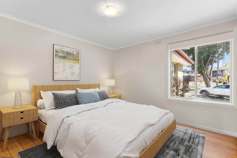 Photo - 2/2 Barker Street, Cheltenham VIC 3192 - Image 4