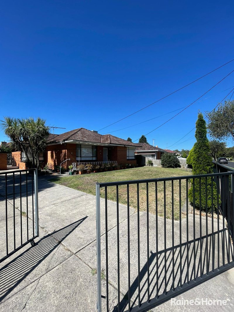 22 Battersea Street, Hadfield VIC 3046