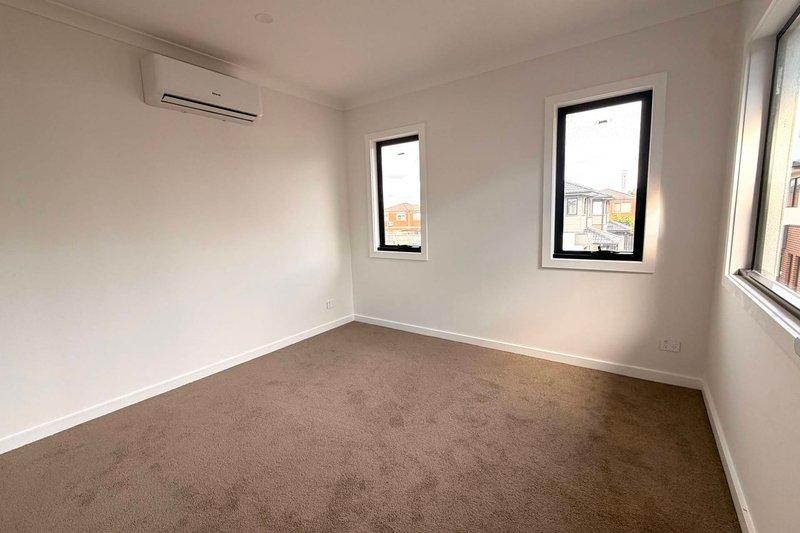 Photo - 22 Bawar Place, Hallam VIC 3803 - Image 11
