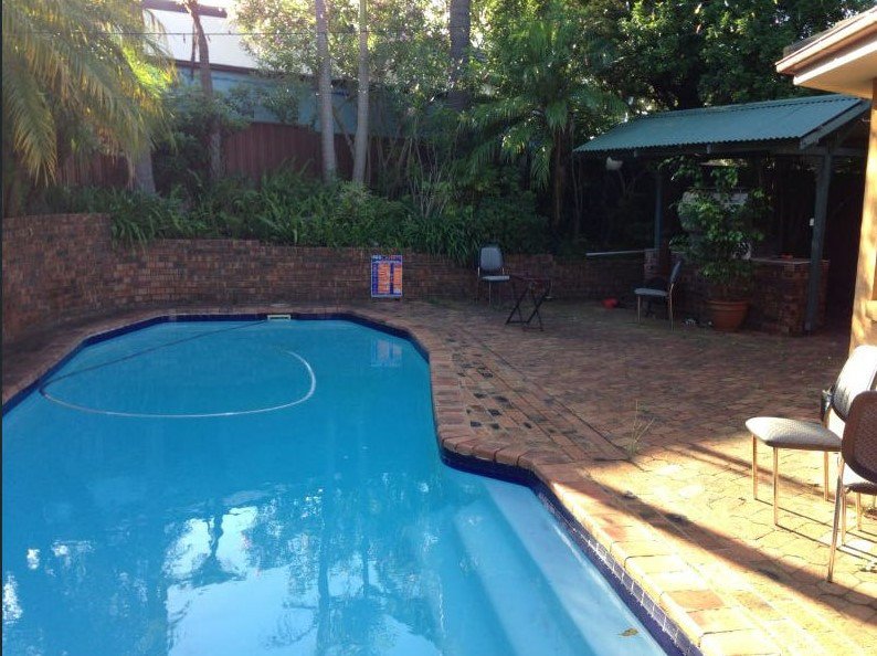 Photo - 22 Bayview Road, Peakhurst Heights NSW 2210 - Image 9