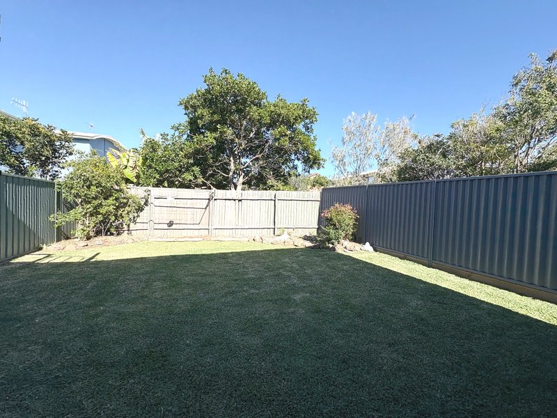 Photo - 2/2 Beach Street, Wallabi Point NSW 2430 - Image 16