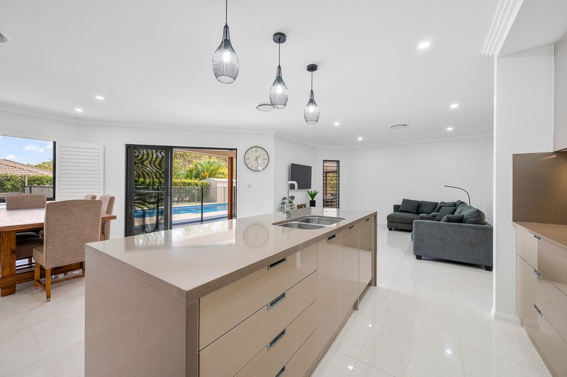 Photo - 22 Beaver Avenue, South Gladstone QLD 4680 - Image 6