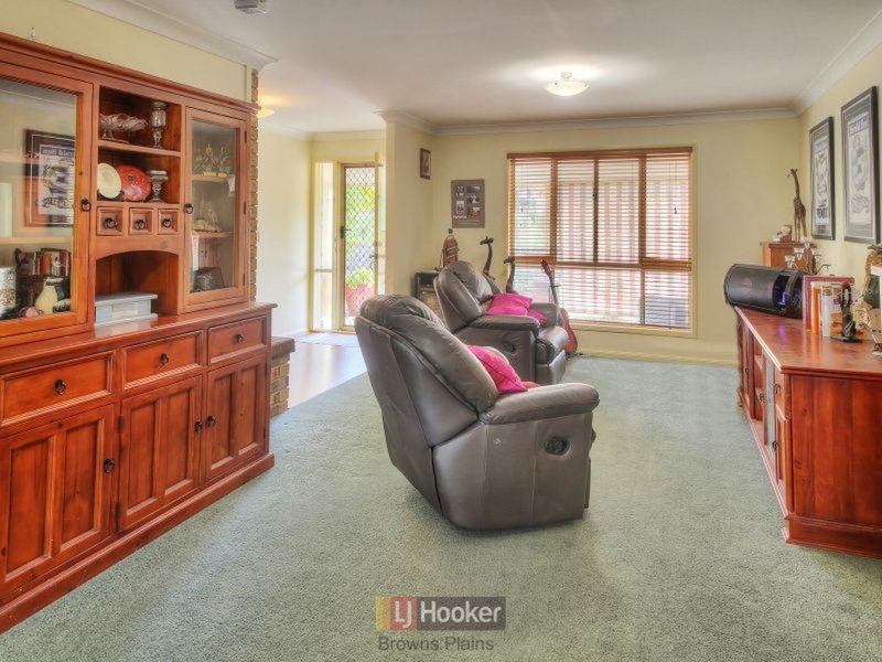 Photo - 22 Belair Close, Park Ridge South QLD 4125 - Image 9