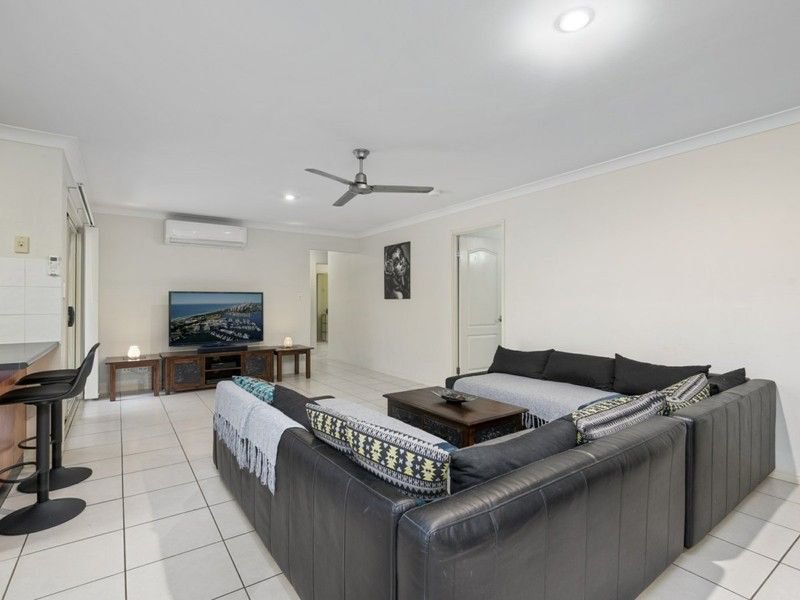 Photo - 22 Bella Boulevard, Pimpama QLD 4209 - Image 3