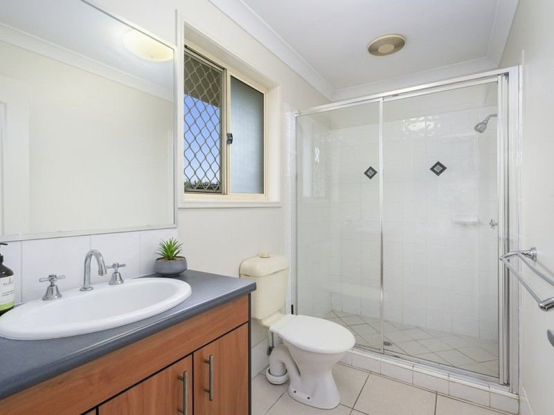 Photo - 22 Bella Boulevard, Pimpama QLD 4209 - Image 9