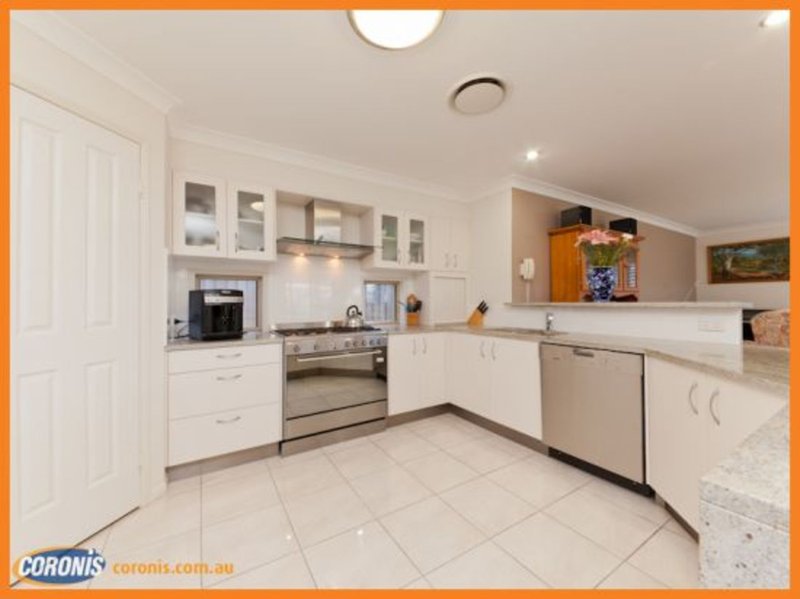 22 Bellanboe Circuit, Pelican Waters QLD 4551