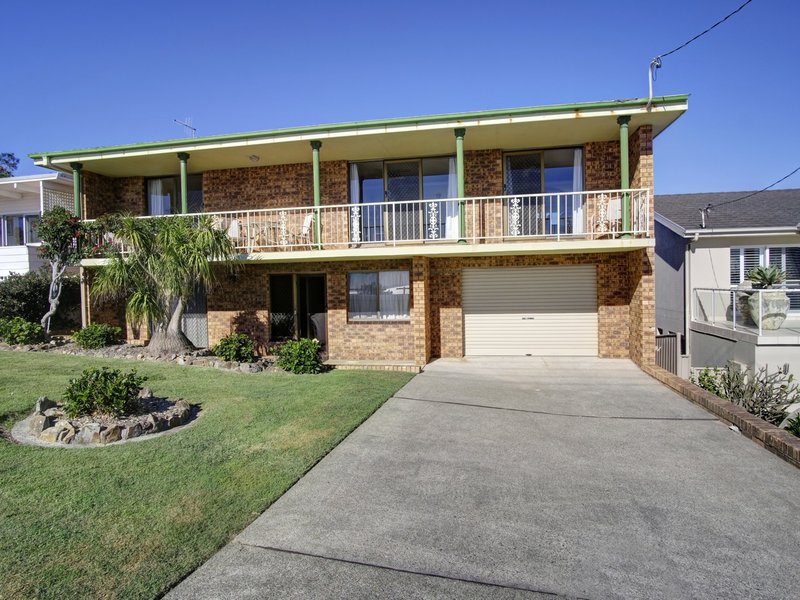 Photo - 22 Bennetts Head Road, Forster NSW 2428 - Image 3