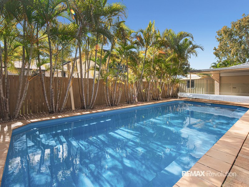 Photo - 22 Bentley Court, Mansfield QLD 4122 - Image 11