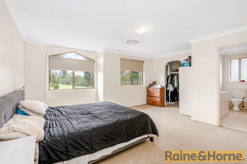 Photo - 22 Bentwood Terrace, Stanhope Gardens NSW 2768 - Image 5