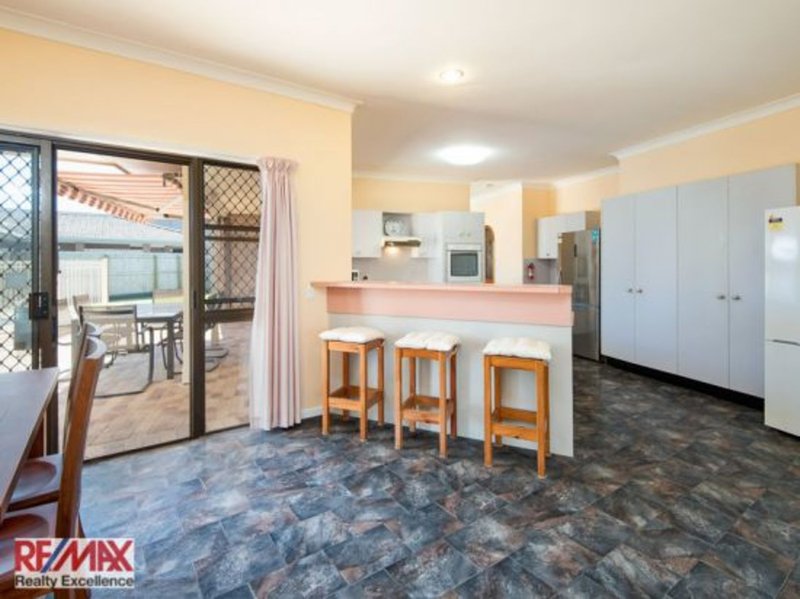 Photo - 22 Bermagui Crescent, Buddina QLD 4575 - Image 5