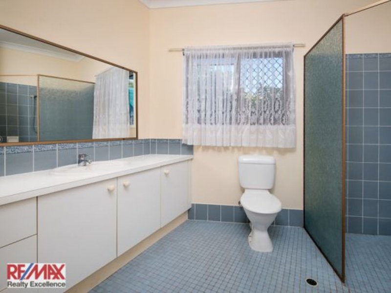 Photo - 22 Bermagui Crescent, Buddina QLD 4575 - Image 11