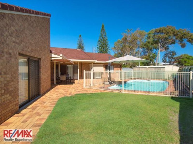 Photo - 22 Bermagui Crescent, Buddina QLD 4575 - Image 3