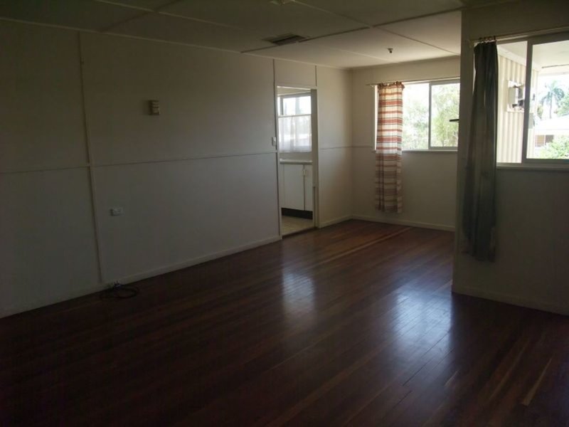 Photo - 22 Beta Street, Mount Isa QLD 4825 - Image 3