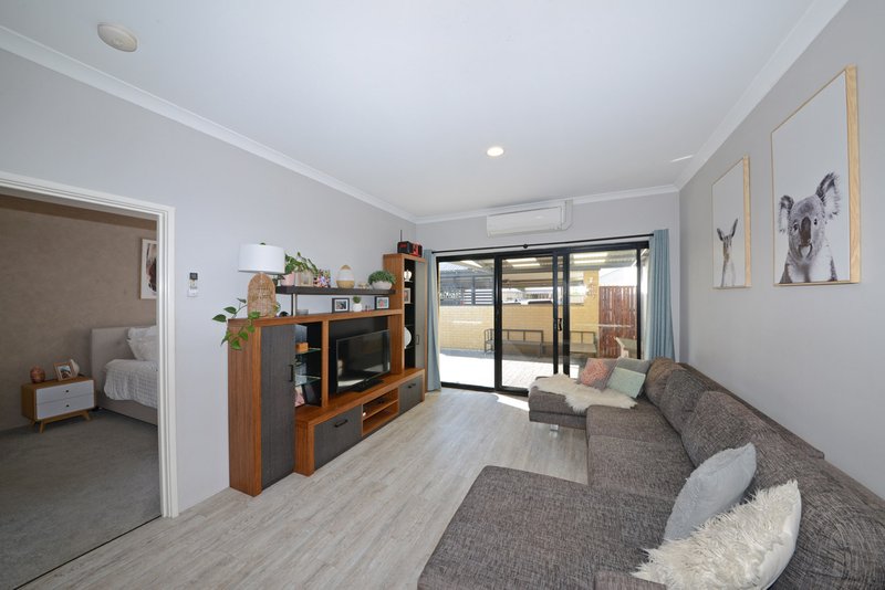 Photo - 22 Billericay Circuit, Butler WA 6036 - Image 18