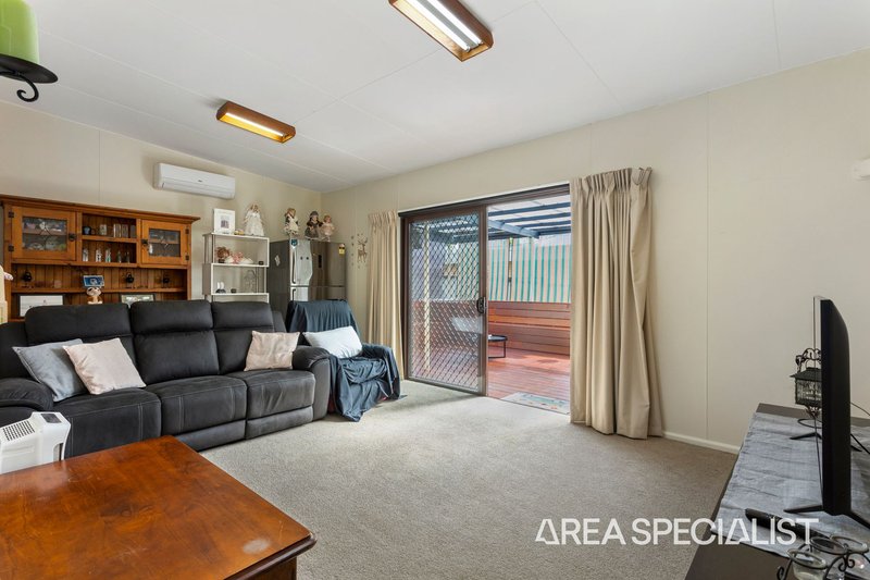 Photo - 22 Blackmore Avenue, Leongatha VIC 3953 - Image 8