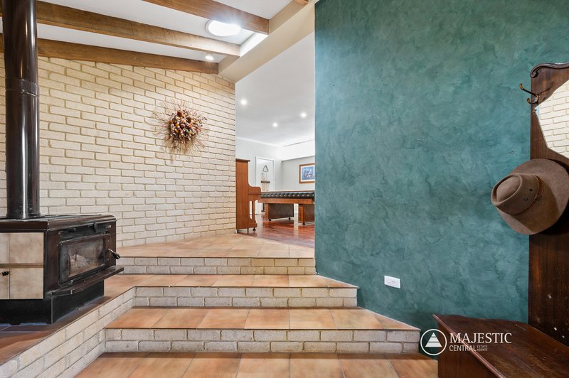 Photo - 22 Blaven Way, Ardross WA 6153 - Image 4