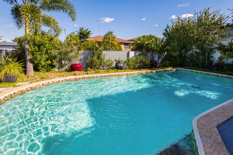 22 Bluebell Street, Mansfield QLD 4122