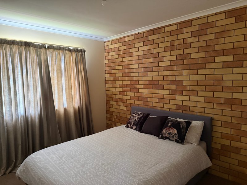 Photo - 22 Booth Street, Kingaroy QLD 4610 - Image 4