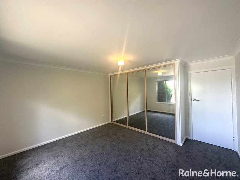 Photo - 22 Boronia Crescent, Orange NSW 2800 - Image 3