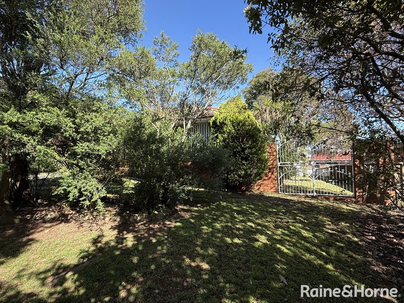 Photo - 22 Boronia Crescent, Orange NSW 2800 - Image 2