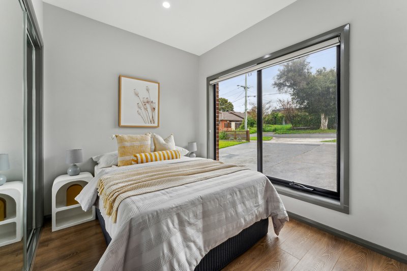 Photo - 2/2 Borrie Street, Reservoir VIC 3073 - Image 10