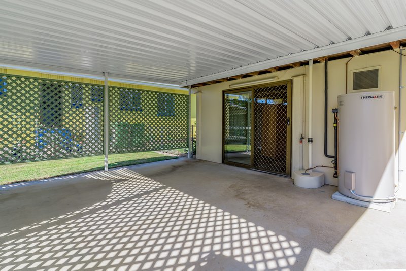 Photo - 22 Boskenne Street, Rochedale South QLD 4123 - Image 5