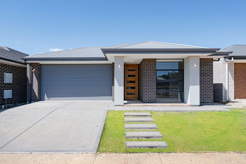 Photo - 22 Botanic Avenue, Mount Barker SA 5251 - Image 1